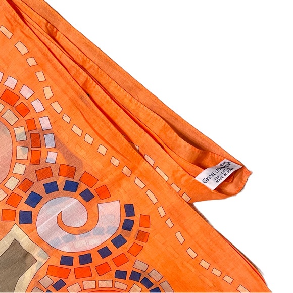 Vintage Ginnie Johansen 35in 100%Cotton Scarf Signed Summer beach - Picture 3 of 4